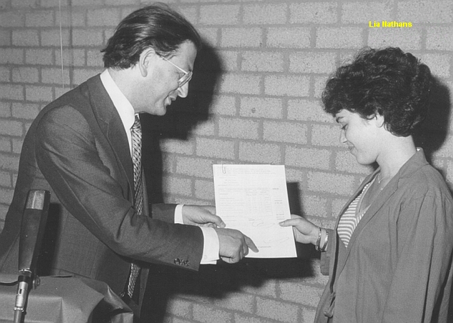 1979-1980-28-mei-opening-diploma-05-met naam