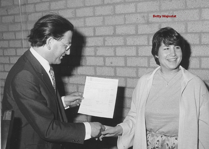 1979-1980-28-mei-opening-diploma-06-met naam