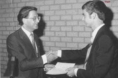 1979-1980-28-mei-opening-diploma-08-met naam